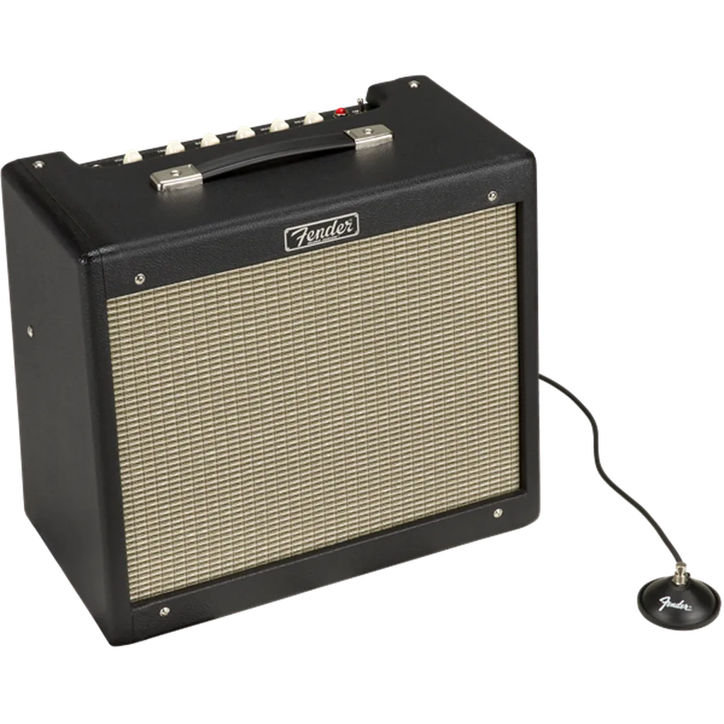 Fender Blues Junior IV 1 x 12-inch 15-watt Tube Guitar Combo Amp - Black